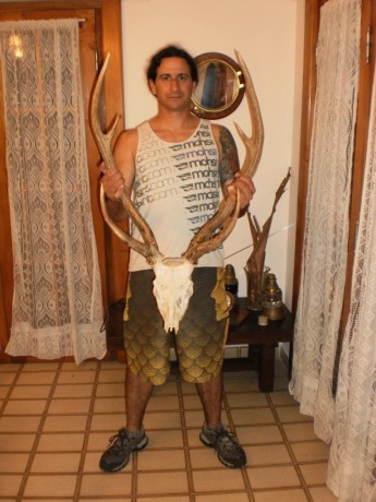 Hola a todos,me llamo Ivan y soy de Argentina.
Realizo caza mayor,especialmente ciervos axis y chanchos 02