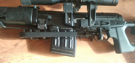 A la venta un  casi  imposible de encontrar  ejemplar de  bipode   Izhmash  para   SVD  Dragunov.
  Esta 02