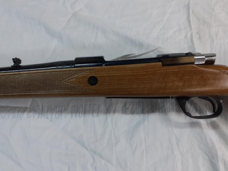 Pues vendo este rifle nuevo a estrenar en calibre 243 de cerrojo.
nunca a salido al campo esta impoluto.
Atiendo 00