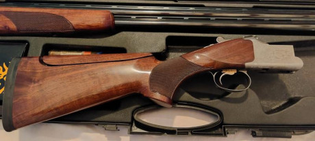 Vendo escopeta Browning 525 Sporting, 76 ctms.de cañon, banda ancha de tiro, 5 chokes interiores Invector 11