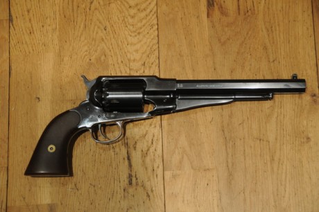 Hola a todos, hoy me llegó mi primer Remington 1858 new army. Lógicamente de segunda y a riesgo de que 01
