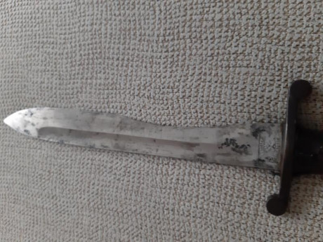 Vendo machete de Artilleria modelo 1907 en buenas condiciones. 200€ más envío por agencia o recogida en 20