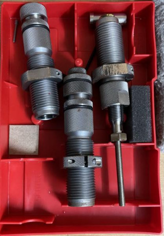 Un compañero me ha pedido que le ponga un anuncio, vende algunas cosas:
Limpiavainas SmartReolader 1,5L 00