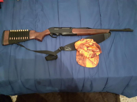 Saludos a todos, estoy pensando en comprarme un rifle semi-.fui por varias armerías y cada uno vende lo 40