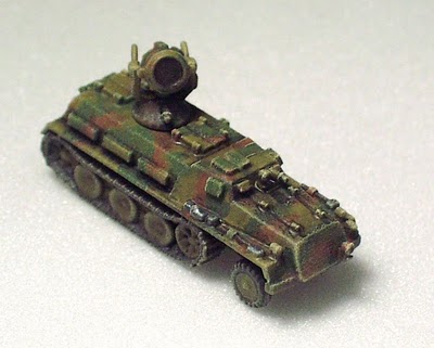 Abro este hilo ya que no puedo trasladar el de maquetas en conversación general, y porque pretendía dar 01