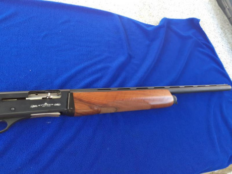 Buenas, los que seguís el foro ya sabéis que me he comprado un rifle, y vendo mi escopeta;

es una Stinger 00
