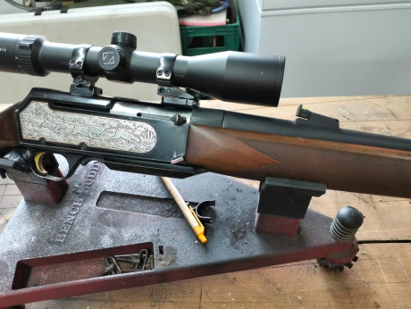 vendo Bar zenith en 7 mmrmg , rifle con poco uso , lleva monturas apell originales y visor Zeiss 1,5-6x42 00