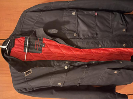 Vendo chaqueta belstaff tipo barbour en muy buen estado muy poco uso 11