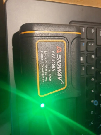  Telemetro laser  SND WAY modelo SW-1000A, nuevo sin usar.
 visión  hasta 1000 mts . caza,golf...
 Medición 11