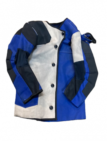 Les ofrezco lote equipación tiro compuesto por chaqueta lona Akah T56 y botas ante T40/41 con sus hormas 01