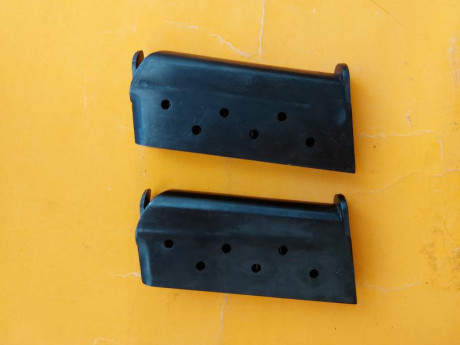 Vendo dos cargadores 9mm parabellum para carabina destroyer. 70 euros más los gastos de envio. Telefono 00
