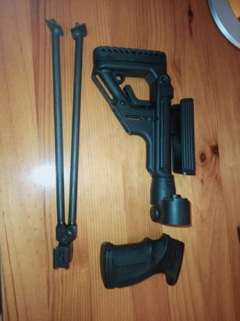 Hola. Vendo culata plegable con elevador de carrillera, bípode metálico de quita y pon sin herramientas 01