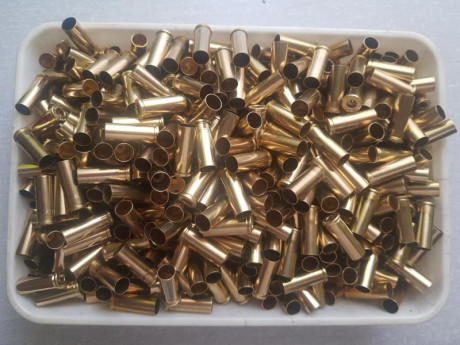 Vendo 600 vainas del 32 recalibradas, desenpistonadas y limpias con Tumbler rotativo de pines 50 euros 01