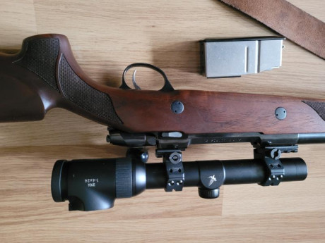 Hola.
Vendo Sako V , modelo 75 calibre 375 H&H.
Impecable estado. Muy poco uso. 
Con bases Weaver 01