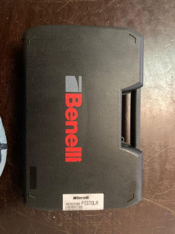 :rambo: Pues eso vendo la pistola benelli comprada el 12/12/22
Por no adaptarme a ella…tiene muy pocos 00