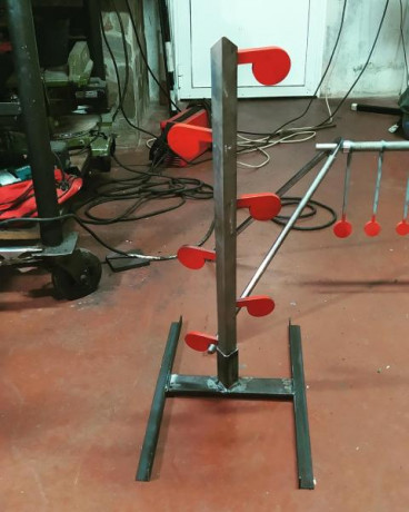 Hoy he estado repasando todos los cachivaches q he fabricado para esto del tiro y son un montón.
Maquinas 71