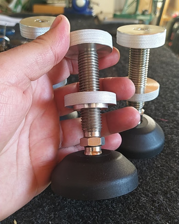 Hoy he estado repasando todos los cachivaches q he fabricado para esto del tiro y son un montón.
Maquinas 101