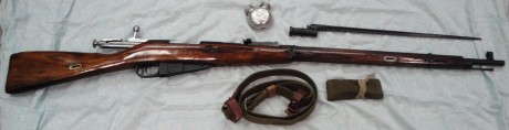 Hola compañeros. Podria alguien indicarme que caracteristicas posee el Mosin Nagant 91/30 de francotirador, 22