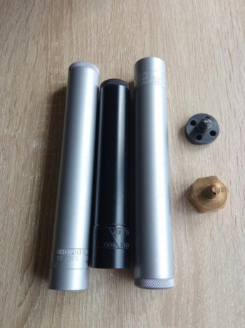 Hola;
Se vende kit de CO2 para pistolas Steyr, estaba en una LP1.
Consiste de racord llenado, racord para 00