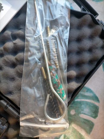 Un amigo me pide que le anuncie esta HK USP del calibre 9 pb.

El arma esta en perfecto estado y funciona 21