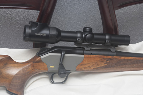 Por dejar definitivamente la cacería,
Vendo BLASER R8 standar, calibre 338 W magnum. Está como nuevo. 01