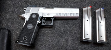 Hola a todos:
Un amigo vende esta magnífica pistola.
Pistola marca: SPS
Modelo: Standard Plus II
Calibre 10