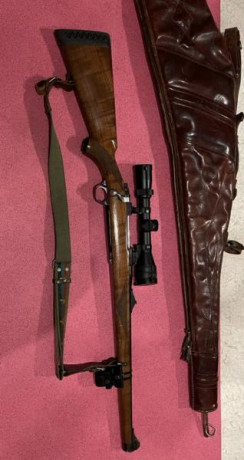 Vendido
Pongo a la venta el rifle de un compañero ,se trata de un rifle  de cerrojo Ruger modelo de caja 02