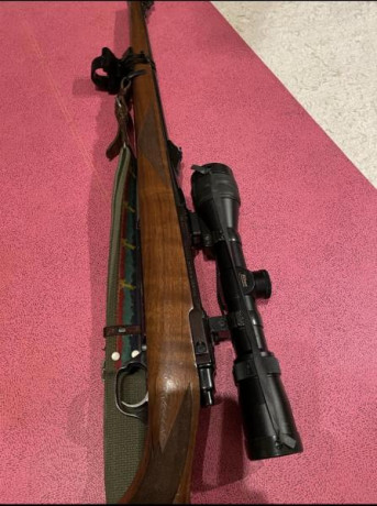 Vendido
Pongo a la venta el rifle de un compañero ,se trata de un rifle  de cerrojo Ruger modelo de caja 00