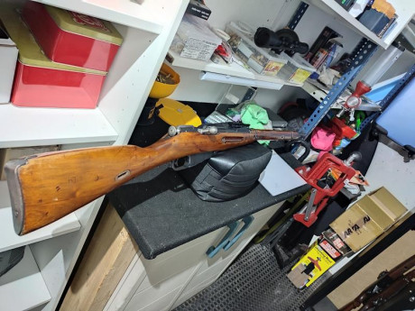 Vendo Mosin Nagant 1891/30.
Lo compré por capricho y por su historia, pero necesito venderlo.
Tiene todos 00