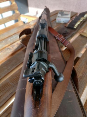 Me desprendo de esta curiosa unidad de kar98 denomianacion dual bcd/ar. El rifle solo tiene punzones alemanes, 31