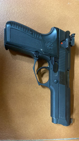 Vendo pistola Llama 9 Parabellun guiada en F 250€ más envio IMG-20230216-WA0005.jpg   IMG-20230216-WA0004.jpg 01
