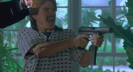 Compañeros,

En vista de las ganas de algunos (Elcafe, Wilcow, Vrakk, etc) por adivinar armas de películas 81
