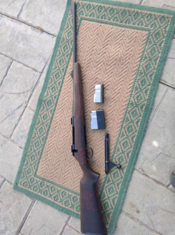 Rifle Rowa Titan 6 en calibre 7mm RM.
Se vende tal como se ve en las fotos.
Un cargador de cinco balas 00