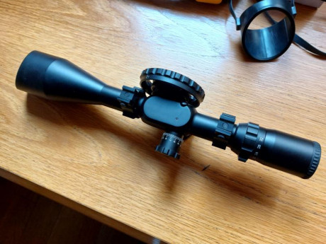 Vendo visor Walther 8-32x56 en perfecto estado, sin marcas de las monturas

Apenas se ha utilizado en 11