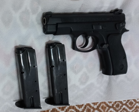     ***Vendida, gracias a todos por el interés ***   

Vendo Cz 75 D Compact (en USA la denominan PCR, 02