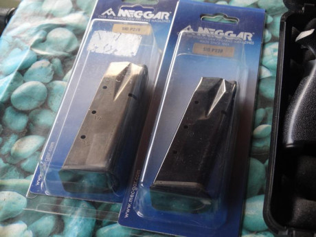 Pongo a la venta esta pistola marca Norinco NP34 replica de la Sig Sauger P228 en 9mm. Solo usada para 11