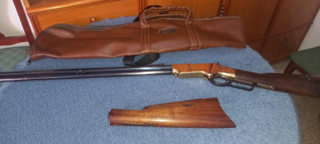 Hola: un amigo vende Henry de Uberti en calibre 44-40.
Incluye funda. 
Precio con ambas culatas 800€
Con 02