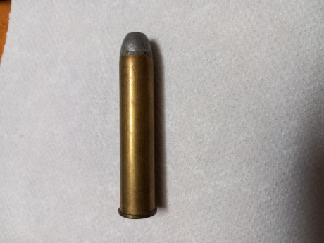 Cartucho inerte de colección  del calibre 50-110 win,  tiene más de 100 años, 50€ 01
