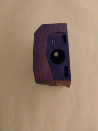Hola, tengo una empuñadura o cacha de pistola deportiva Tesro , modelo TS32, que es la misma empuñadura 01