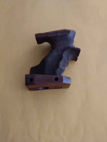 Hola, tengo una empuñadura o cacha de pistola deportiva Tesro , modelo TS32, que es la misma empuñadura 00