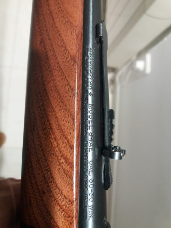 Venta de un rifle Winchester mod. 94 AE en calibre 30-30 por 450€ portes no incluidos.
Está en perfecto 21