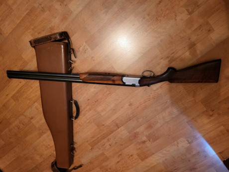 Vendo escopeta superpuesta marca Beretta cal.12, mod.s56e, 71 cm cañon,monogatillo 1 -3 estrellas 400 00