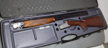 Vendo fantastica escopeta Lanber expulsora y con selector de cañon tambien incluye polichoques de 1 y 01