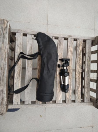 Buenas tardes, pongo en venta catalejo marca Exacta 20-60x70mm, con trípode y funda. Perfecto hasta 50 02