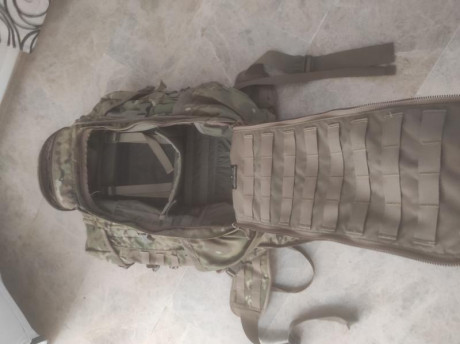 Mochila multicam modelo G3 Phantom multicam cordura, con muchos bolsillos interiores y buenos compartimientos. 10