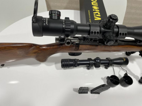  VENDIDO TODO  Se vende carabina Brno Mod 2-E calibre 22 lr 
Se vende con 2 cargadores de 5 y de 10, metálicos 02