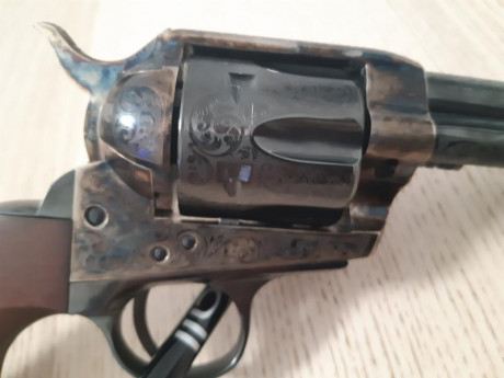 Vendo Colt Cattleman 5'5" en .45LC de Fili Pietta.
Guiado en F.
Se encuentra en perfecto estado de 11