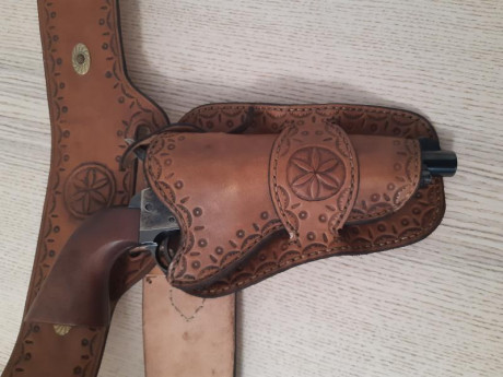 Vendo Colt Cattleman 5'5" en .45LC de Fili Pietta.
Guiado en F.
Se encuentra en perfecto estado de 21
