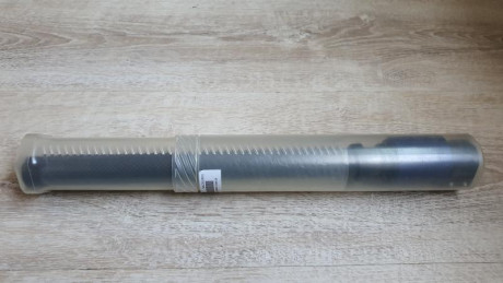 Vendo sintonizador en perfecto estado, en carbono .
Lleva anillo adaptador 
225€ con portes a medias. 02