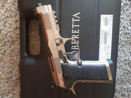 Vendo Beretta 92x perfoman seminueva de reestreno, no se ha usado ni para ipsc ni en campeonatos de precision 02